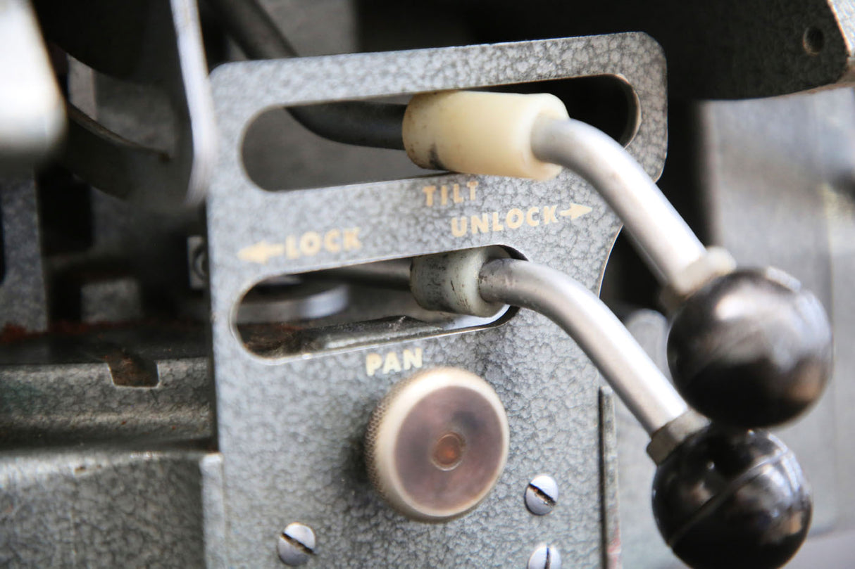 Vinten Camera Pan & Tilt head Mk3 - Preowned