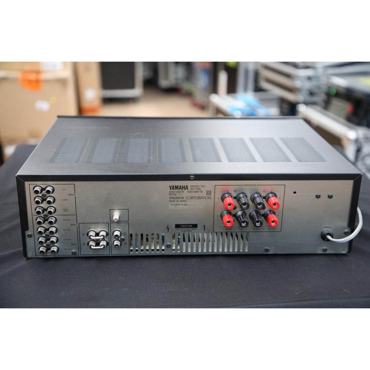 Yamaha AX-530 Amp - Preowned