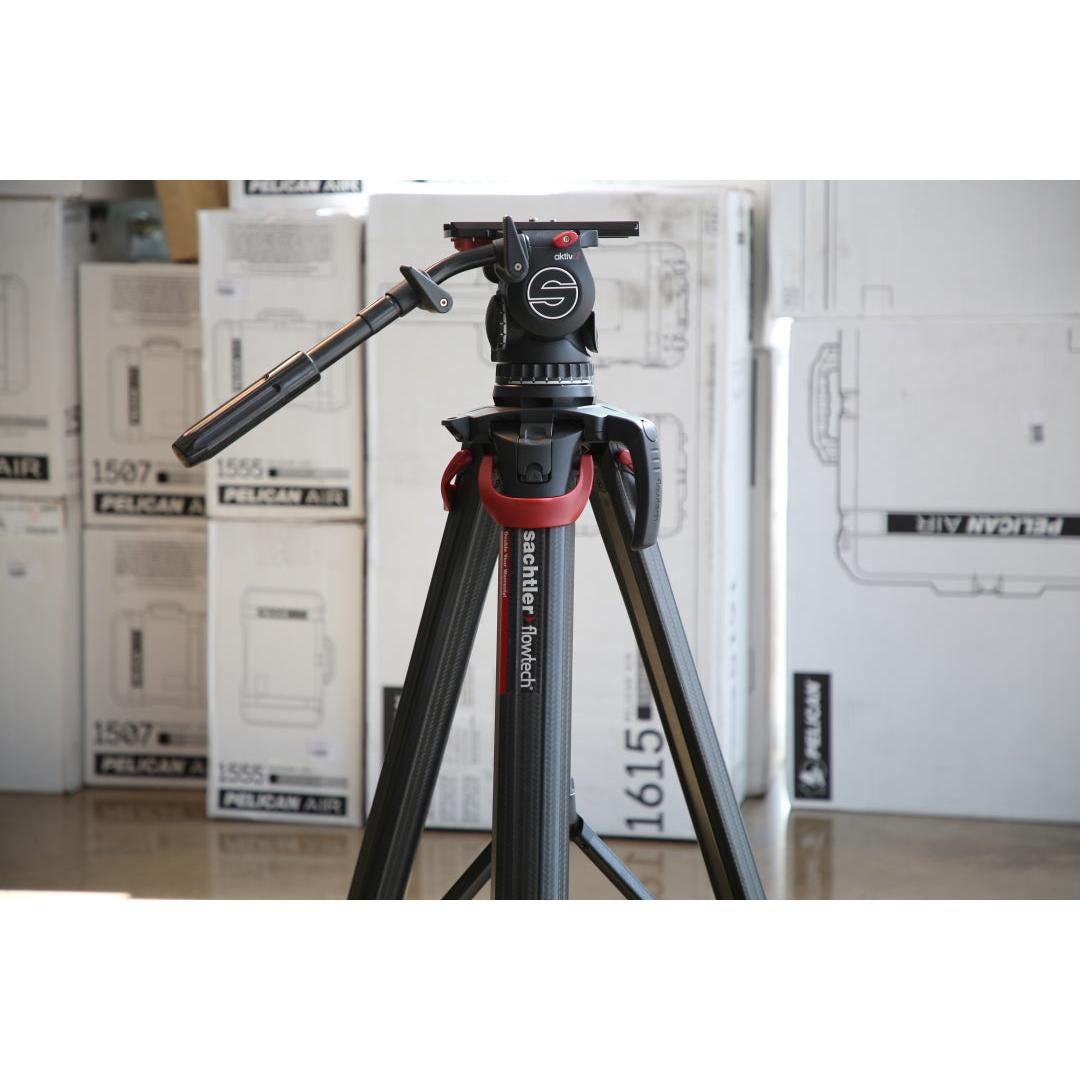 Sachtler System aktiv12T and flowtech 100 with Mid-Level Spreader - Preowned