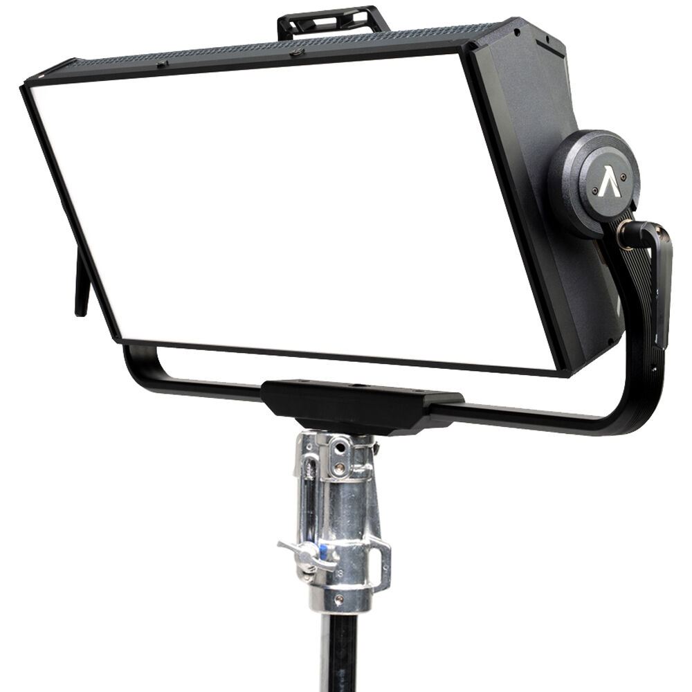 Aputure Nova P600c RGBWW LED Panel with Hard Shell Case