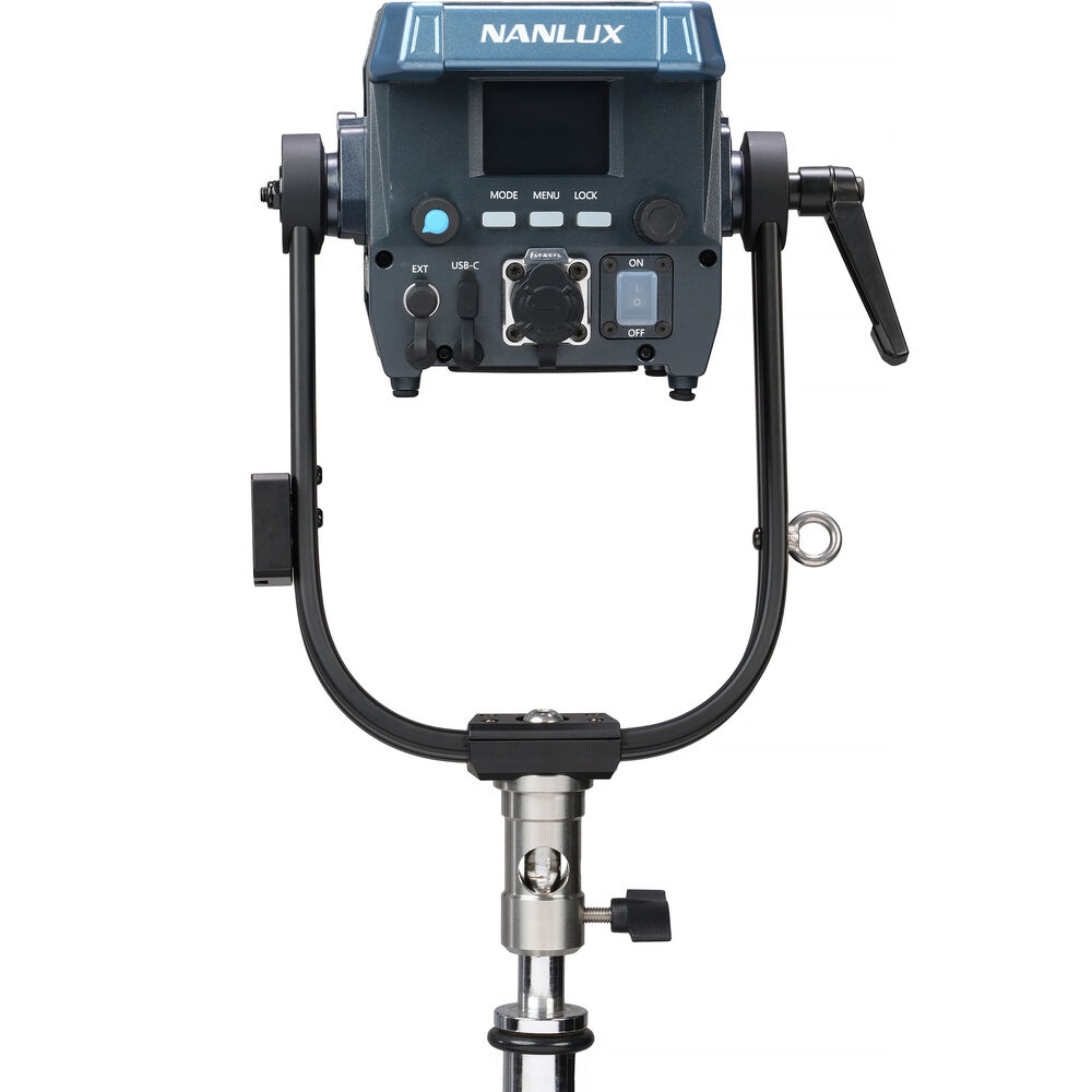 Nanlux Evoke 150C LED Full-Colour Spot Light with Case
