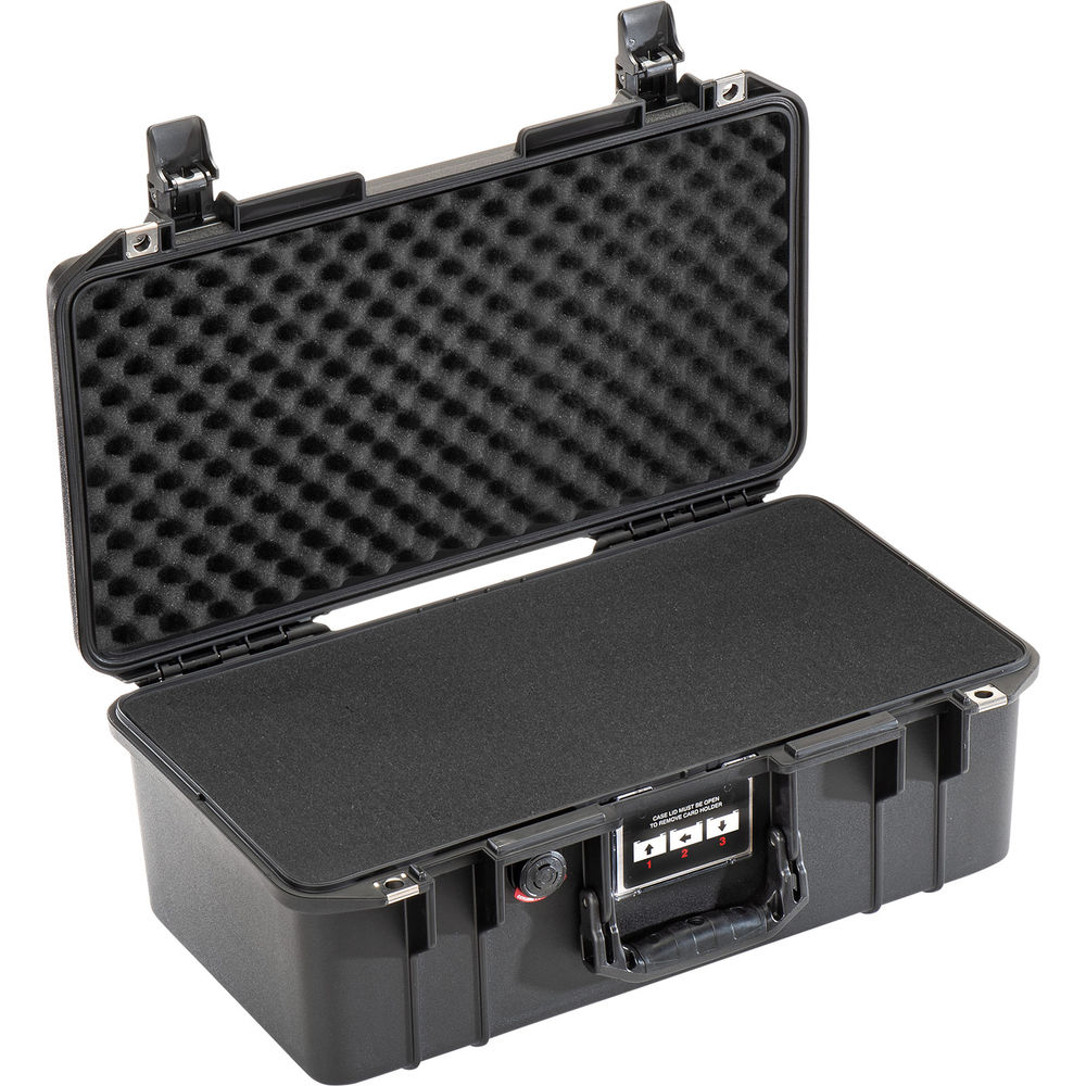 Pelican 1506 Air Case with Foam in Black
