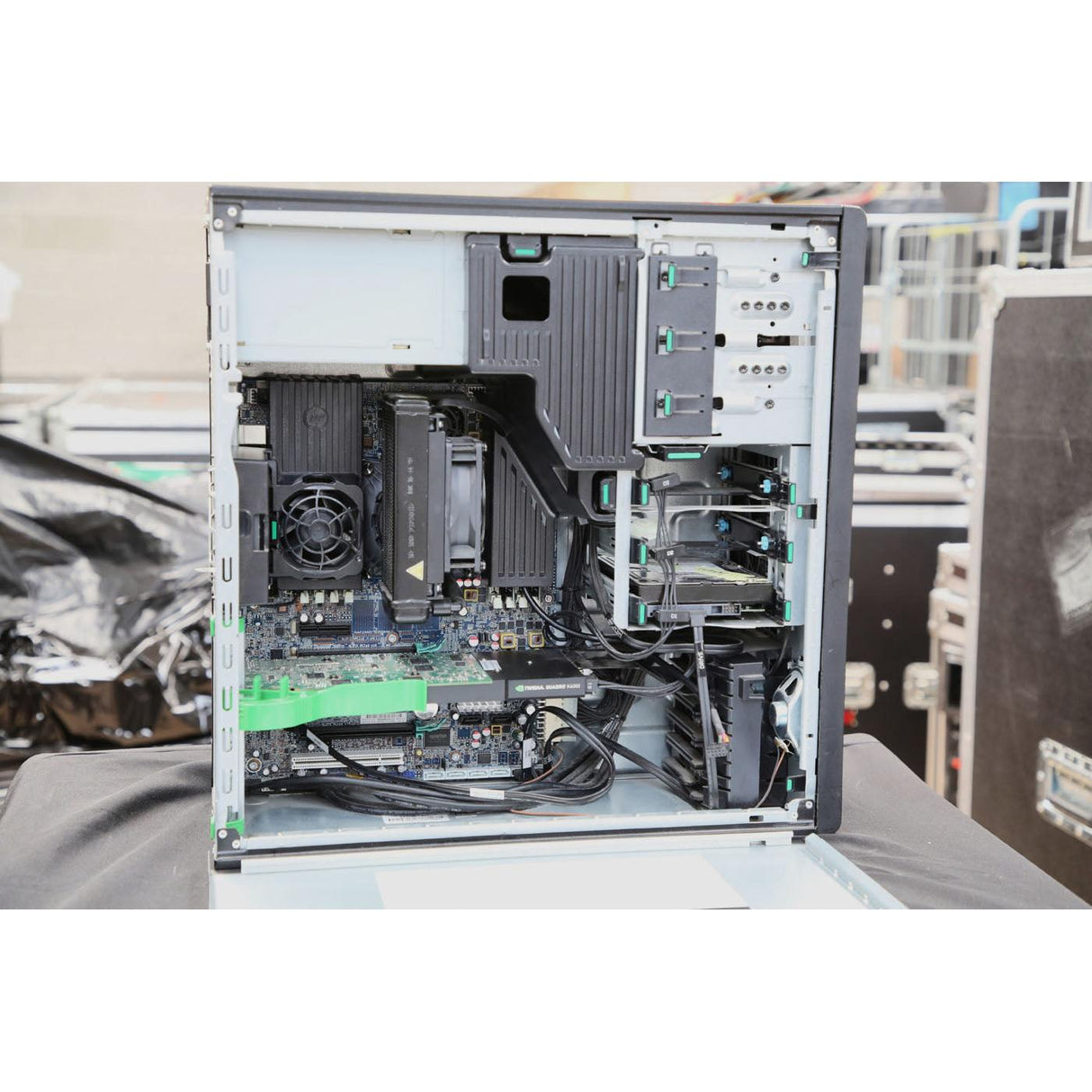 HP Z420 Workstation Xeon E5-1650/ 32 GB Ram - PreOwned