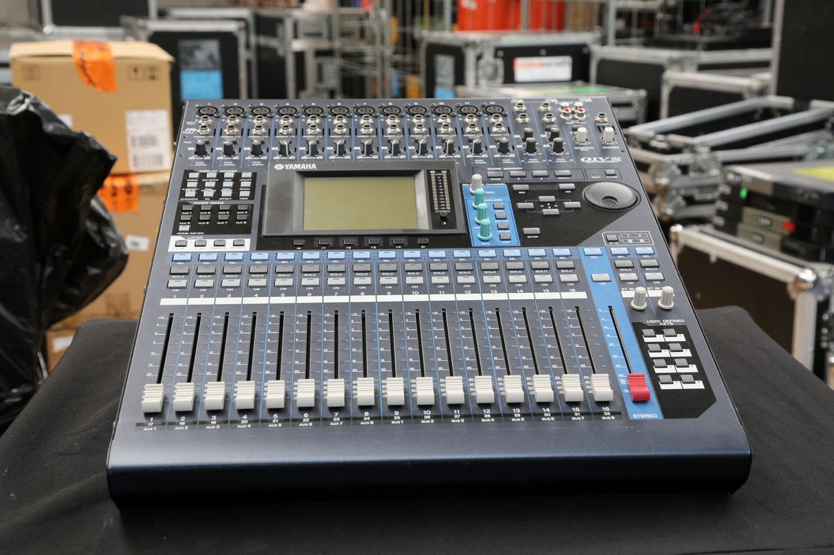 Yamaha 01V96 Digital Audio Mixer with Case - Preowned
