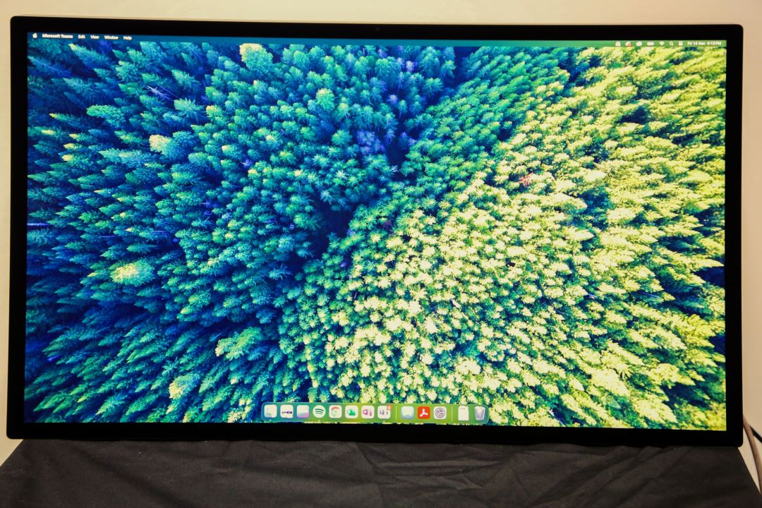 Apple Studio Display 5K Retina with VESA Mount - Preowned