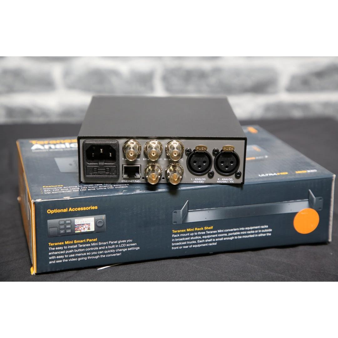 Blackmagic Teranex Mini - Analog to SDI 12G - Open Box