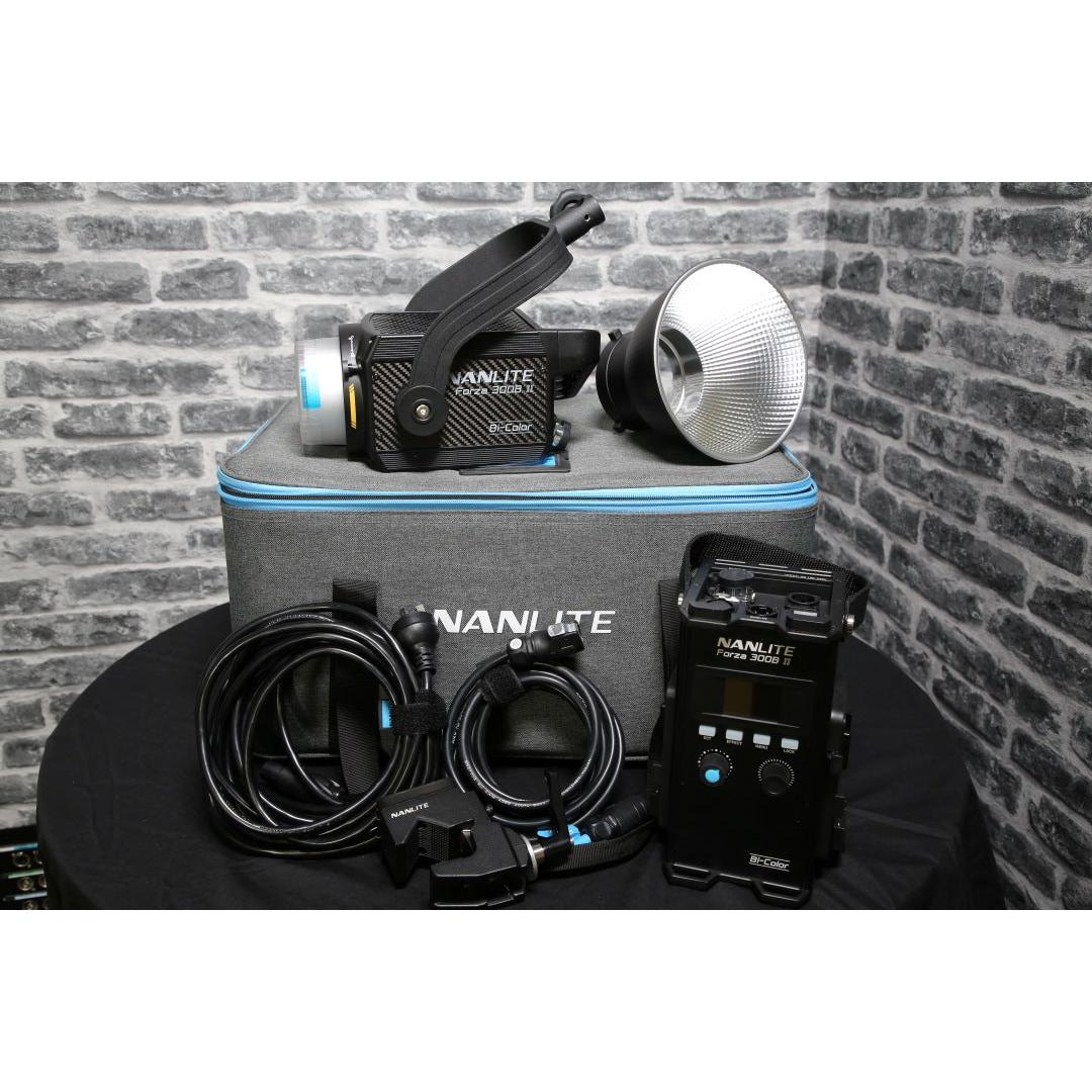 Nanlite Forza 300B II Bi-Colour w/ V-Mount - Preowned