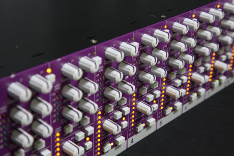 KlarkTeknik 8 Ch Dual-Mode Compressor/Gate - Preowned