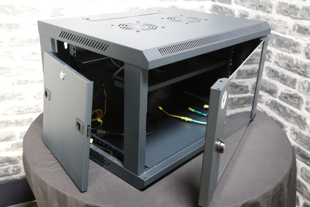 4CABLING 6RU W600mm x D450mm Wall Mount Server Rack - Ex Demo