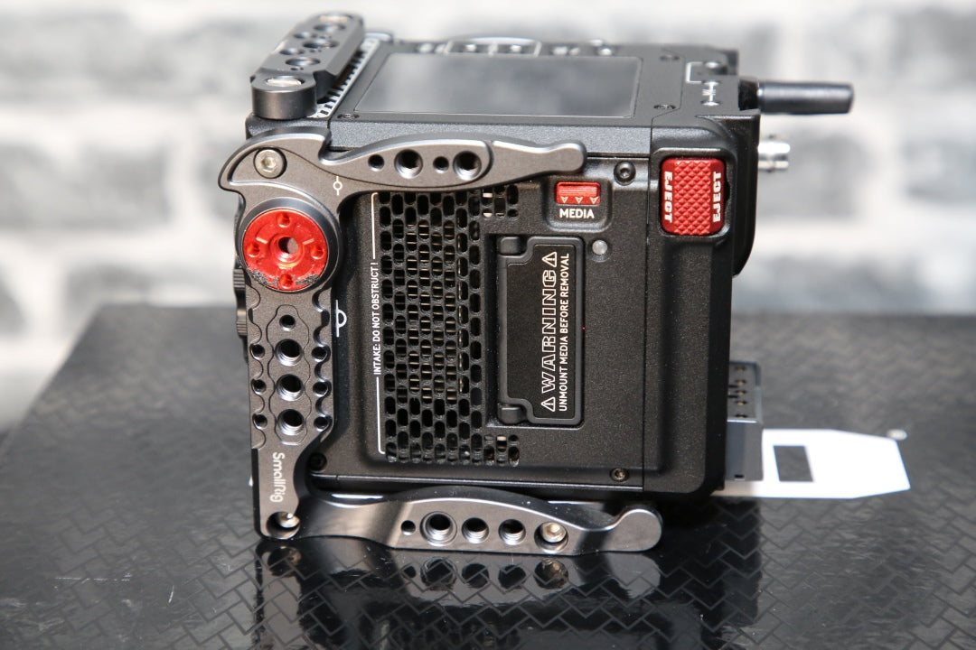RED Komodo-X 6K Digital Cinema Camera (Canon RF) - Ex Demo