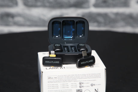 Hollyland LARK A1 Combo Wireless Mic System with USB-C and Lightning - Ex Demo