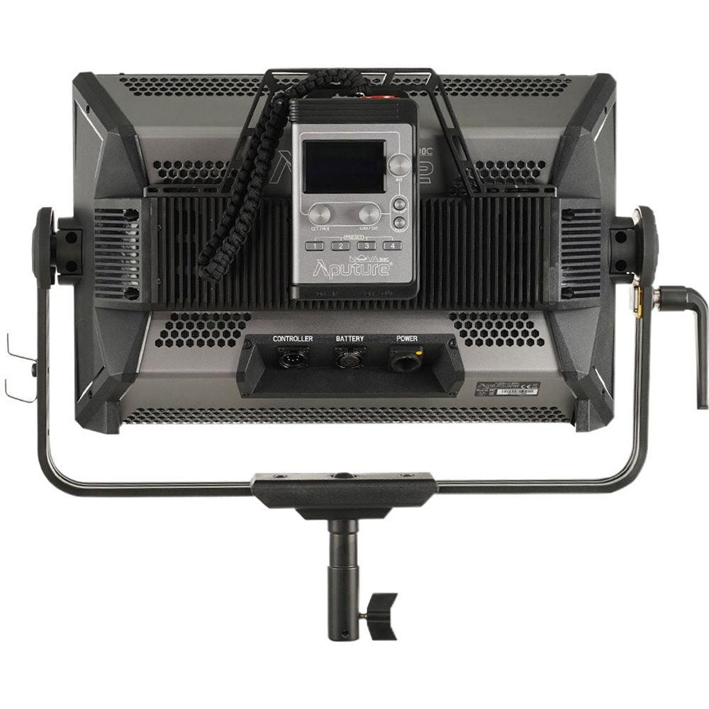 Aputure Nova P300c RGBWW LED 面板