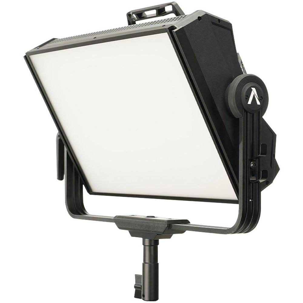 Aputure Nova P300c RGBWW LED 面板