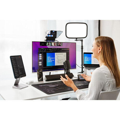 Elgato Prompter with built-in screen