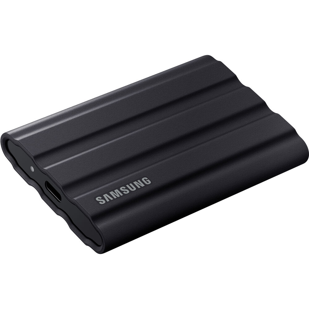 Samsung Portable SSD T7 Shield (2TB, Black)