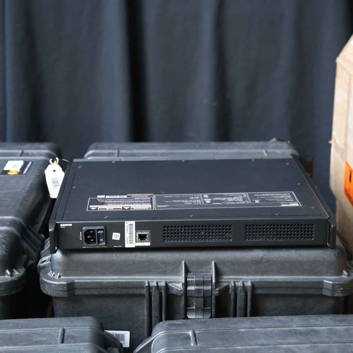 Shure SBRC charging rack